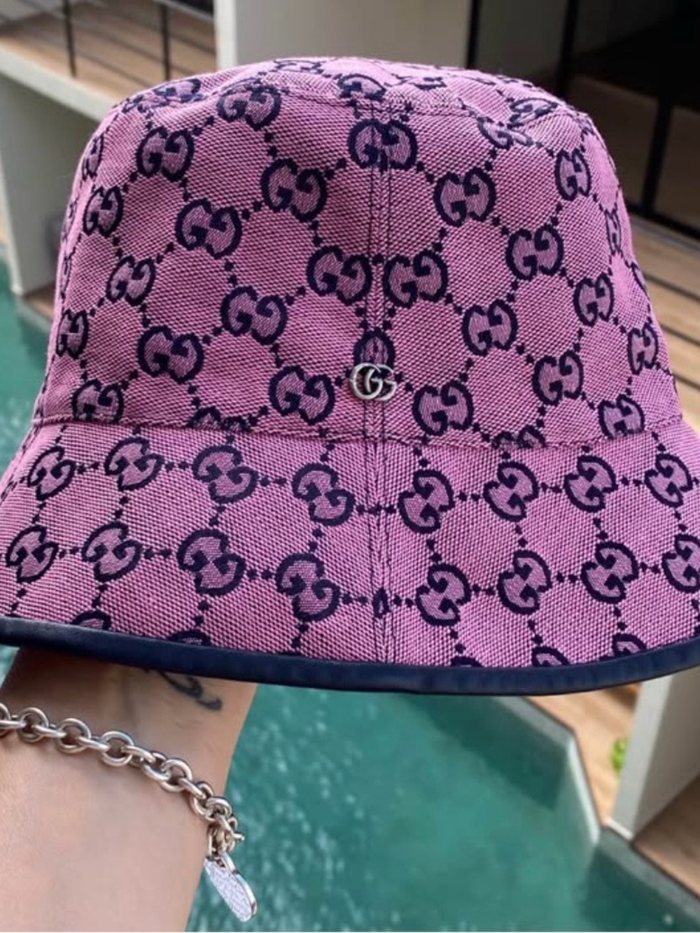 💯 Authentic Gucci Pink and Navy GG Monogram Bucket Hat